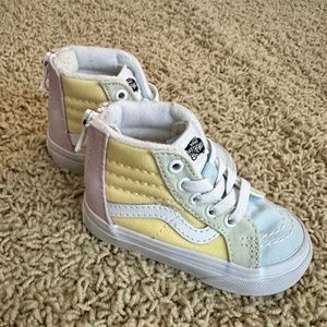 Vans high tops toddler girl US size 4.5